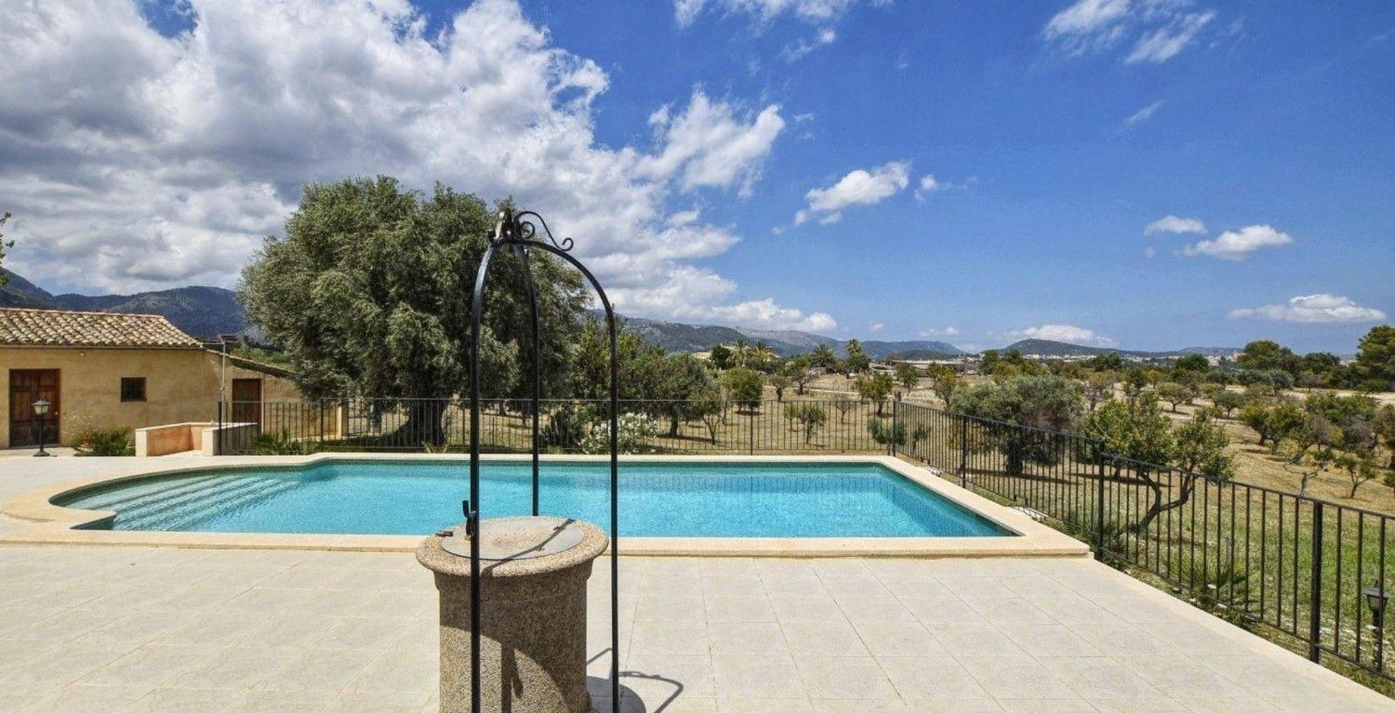 Fantastisches Kuerzlich Gebautes Mit Panoramablick, Pool Und Klimaanlage Ferienhaus *